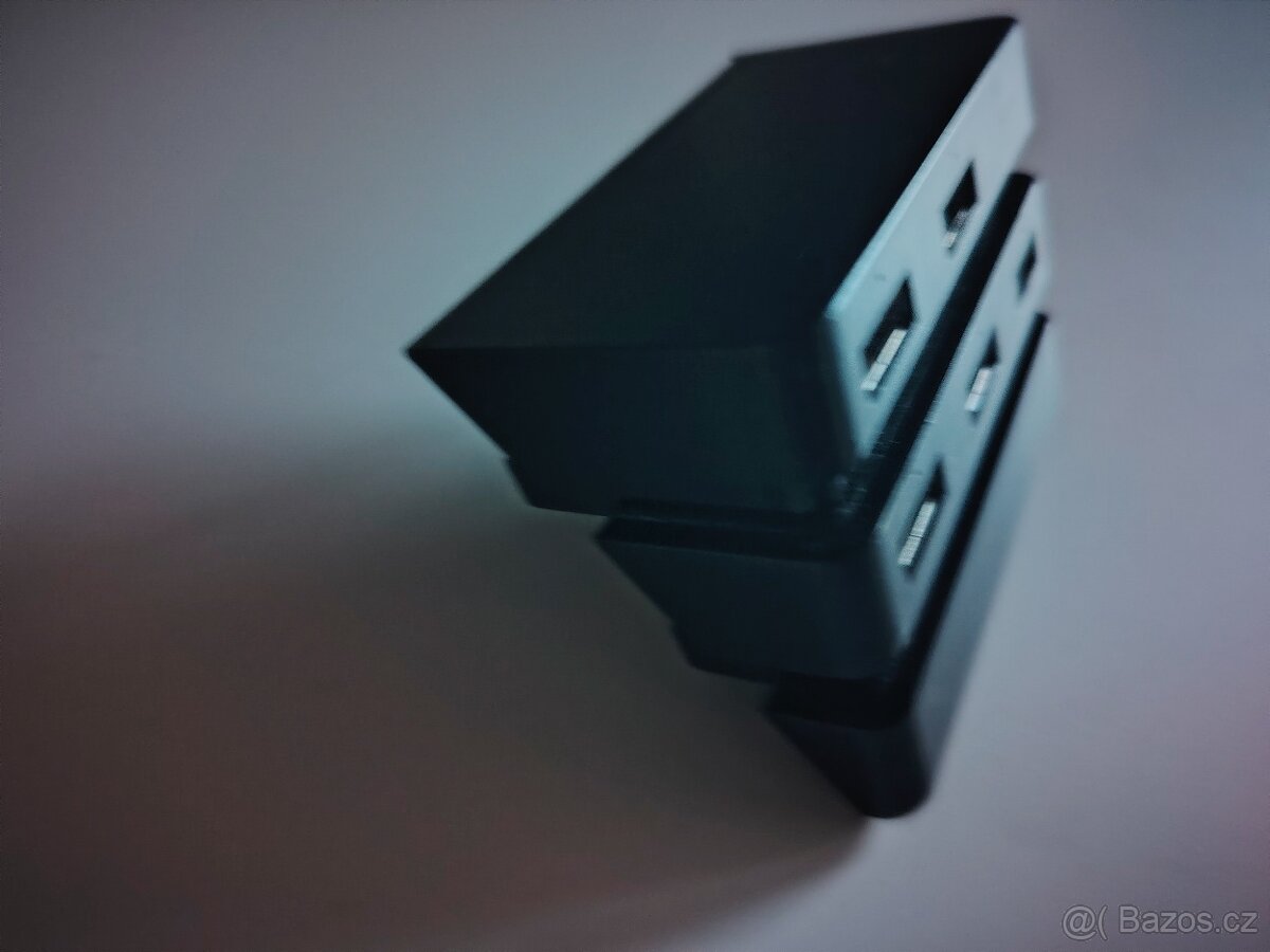 PlayStation 4 PRO USB hub - 2