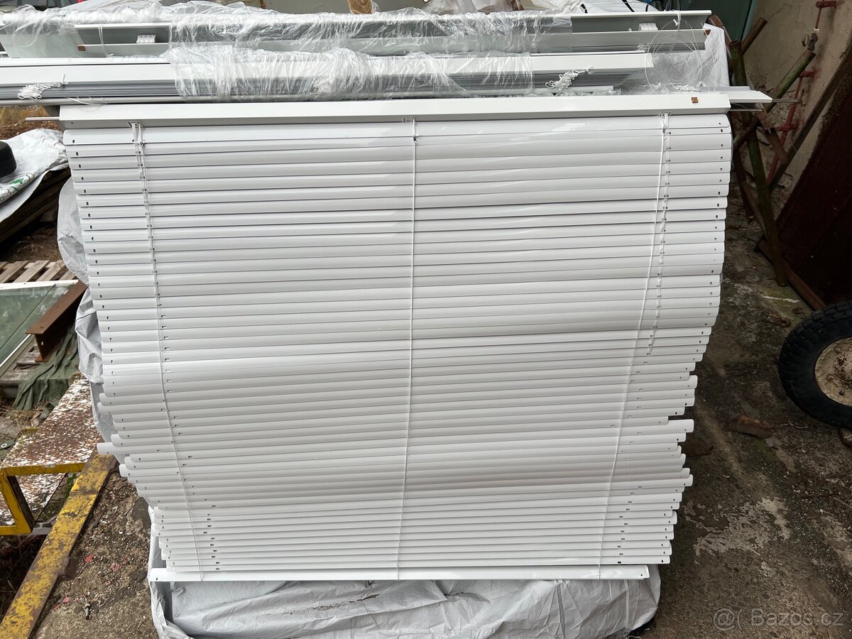 Žaluzie nove ale zmetkové - 2