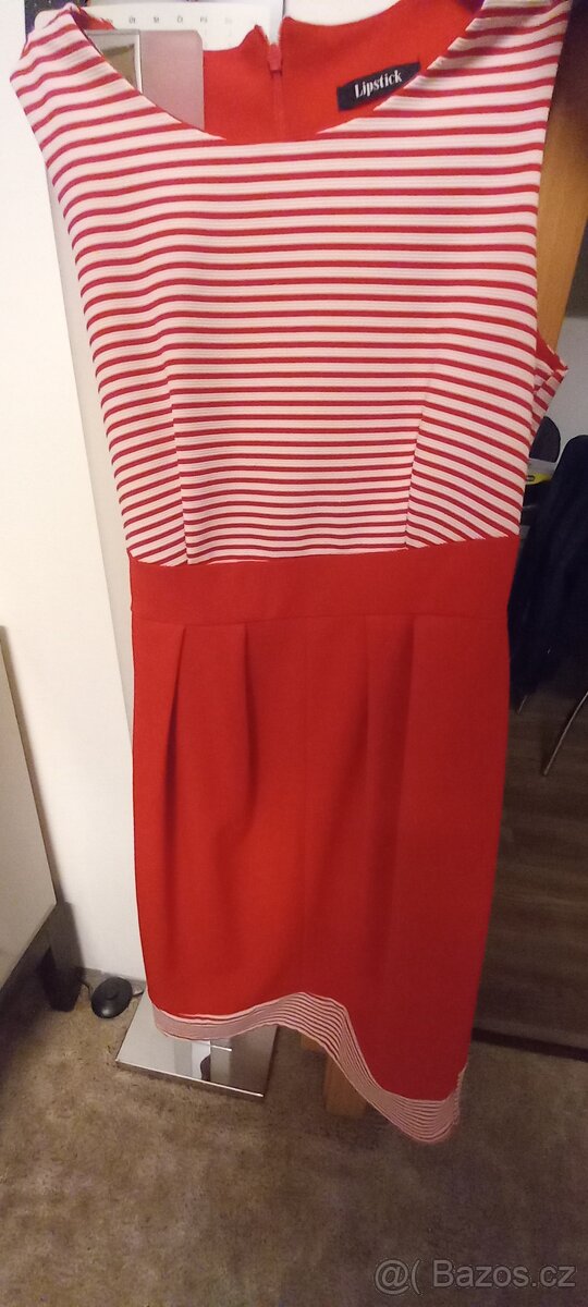 Šaty a sako nové, kalhoty a halenka použité - 2