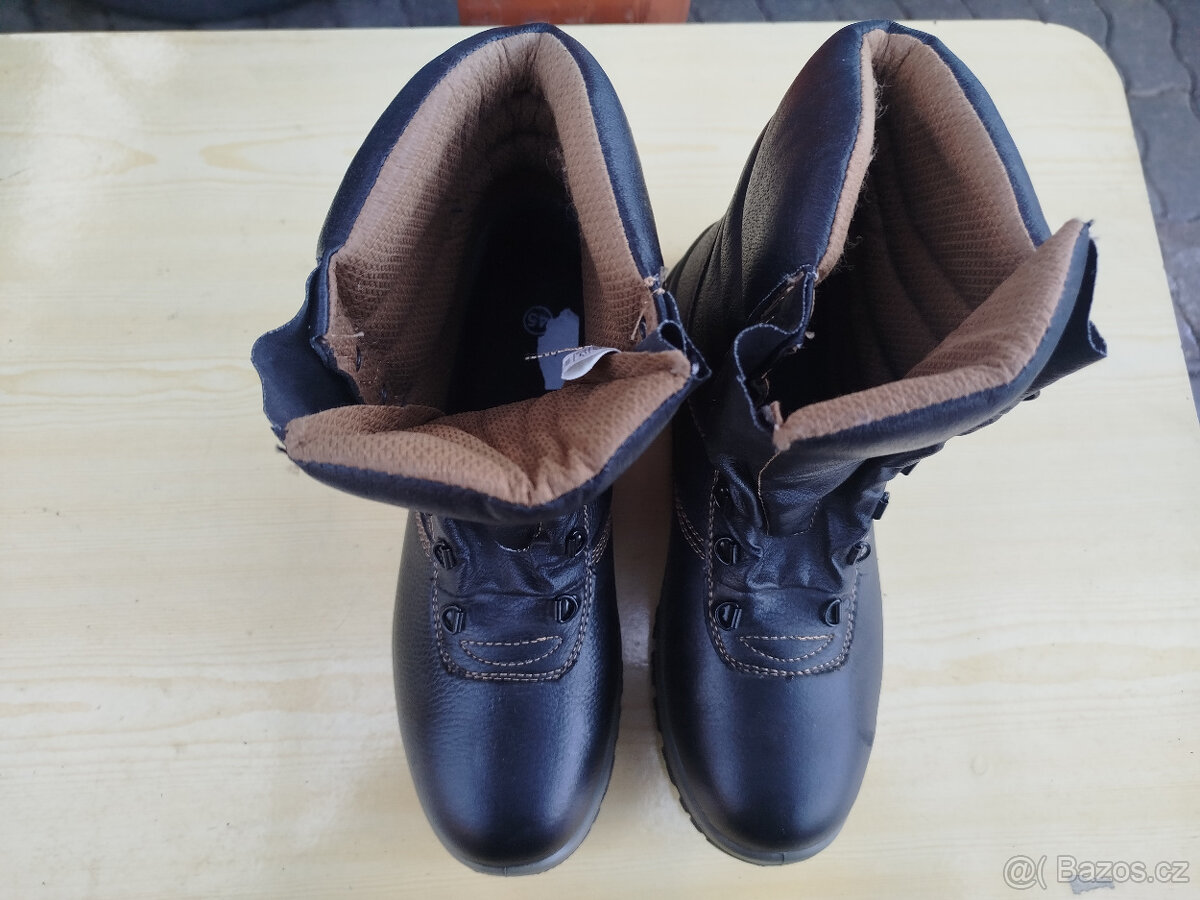 NOVÉ PRACOVNÍ BOTY vel. 45 - 2