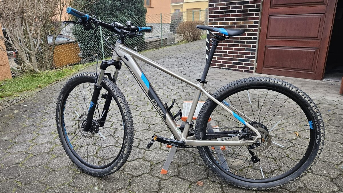 Horské kolo CUBE Attention - 2