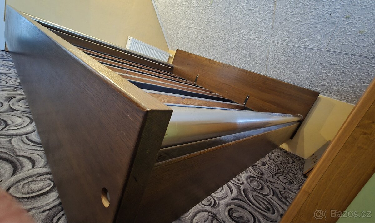 Zakázková masivní postel 220×220 • PC 45 000 Kč - 2