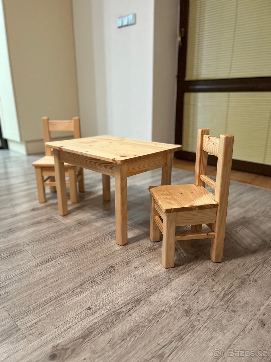 Dětský stůl a židle - 2