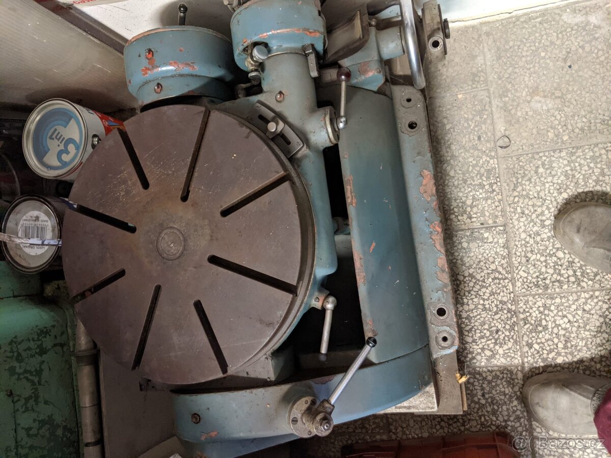 Otočný a sklopný stůl - 2