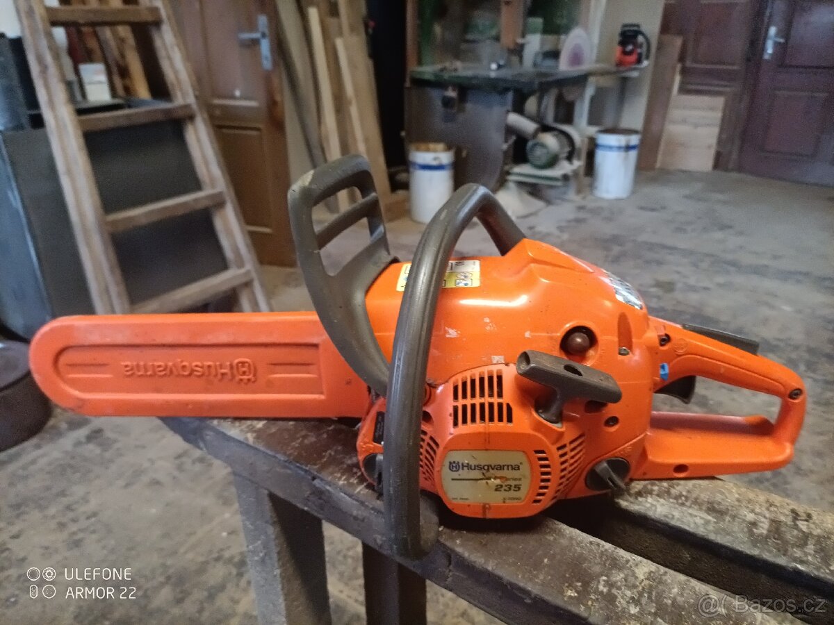 Husqvarna 235 - 2