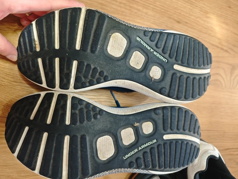 Under Armour UA Hovr Phantom 3 SE - 42,5 - 2