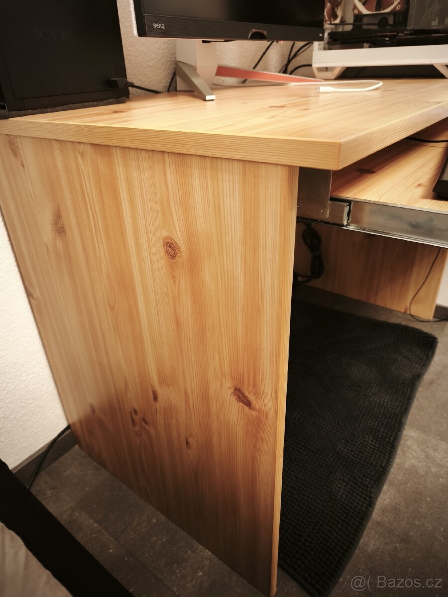 PC stůl - 2