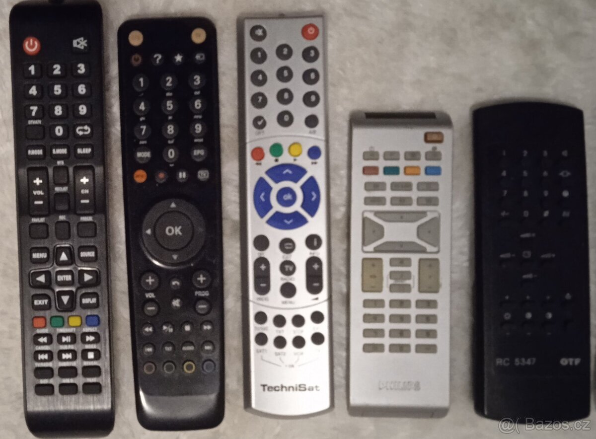 DÁLKOVÉ OVLADAČE - sada 1 - 2