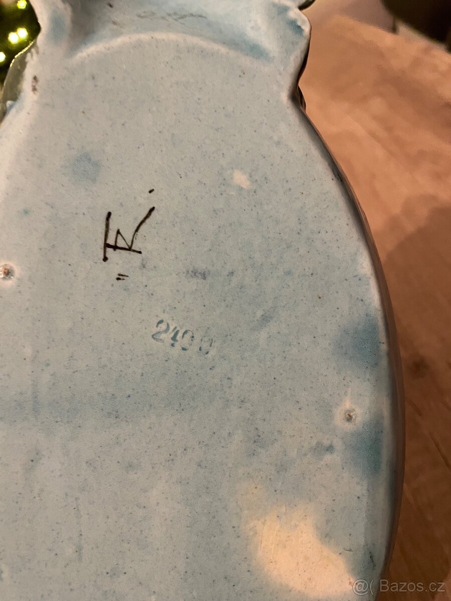 Keramická Majolikova mísa s uchem - 2