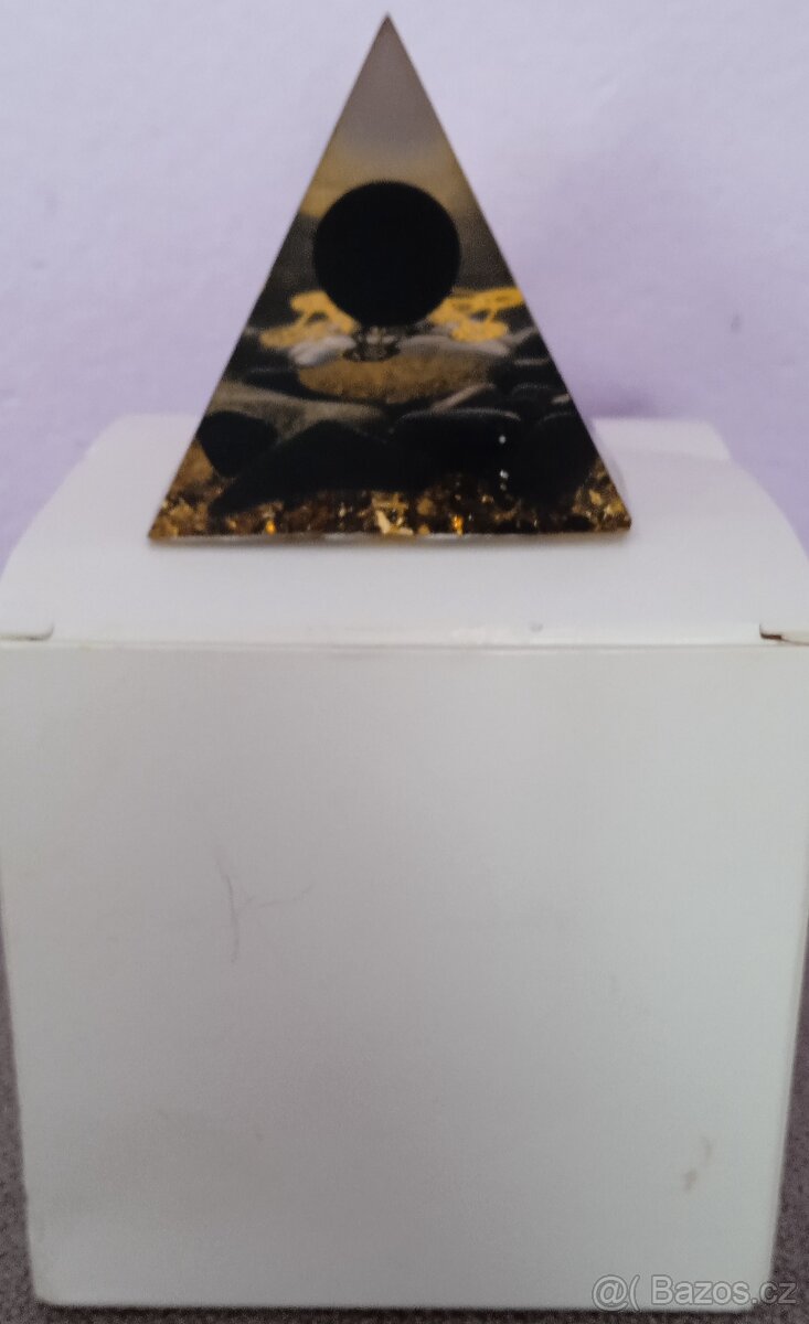 Orgonitová pyramida 6 cm – dekorace / meditace - 2
