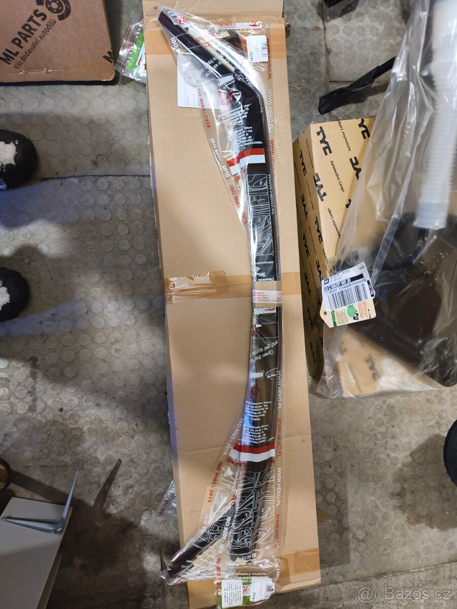 Deflektory předních oken Mazda cx7 - 2