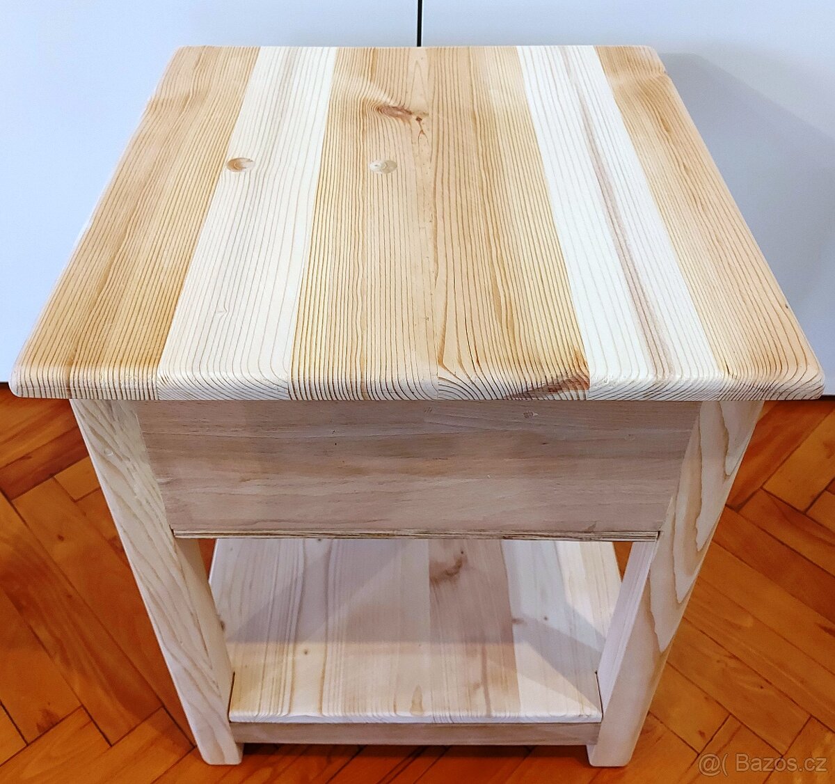 Stolička s úložným prostorem.., - 2