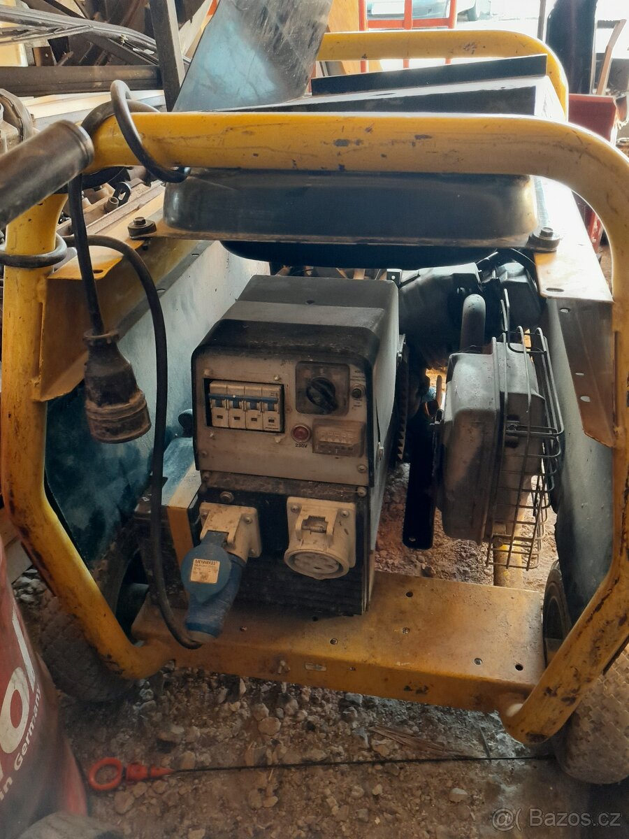 Generátor, centrála, 400 - 2