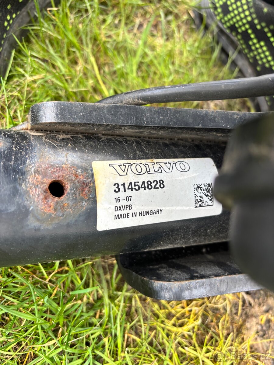 Volvo xc90 tažné zařízení - 2