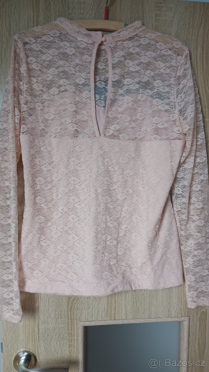 Dámské tričko. Značka H&M - 2