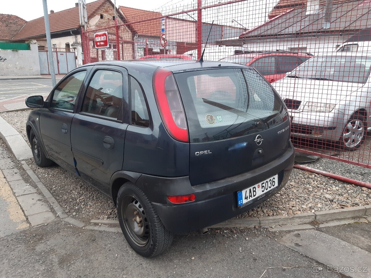 Opel Corsa C - 2