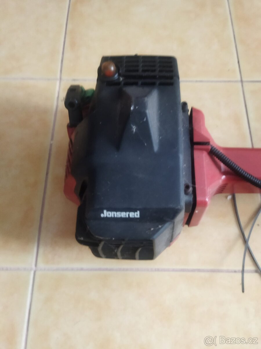křovinořez Jonsered - 2