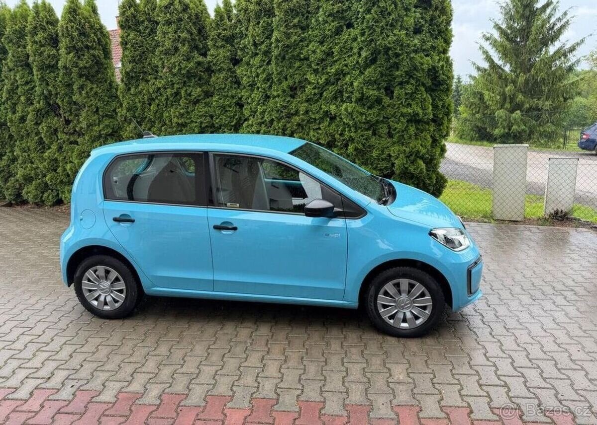 Volkswagen e-up 60 kw , serviska , Top stav elektro - 2
