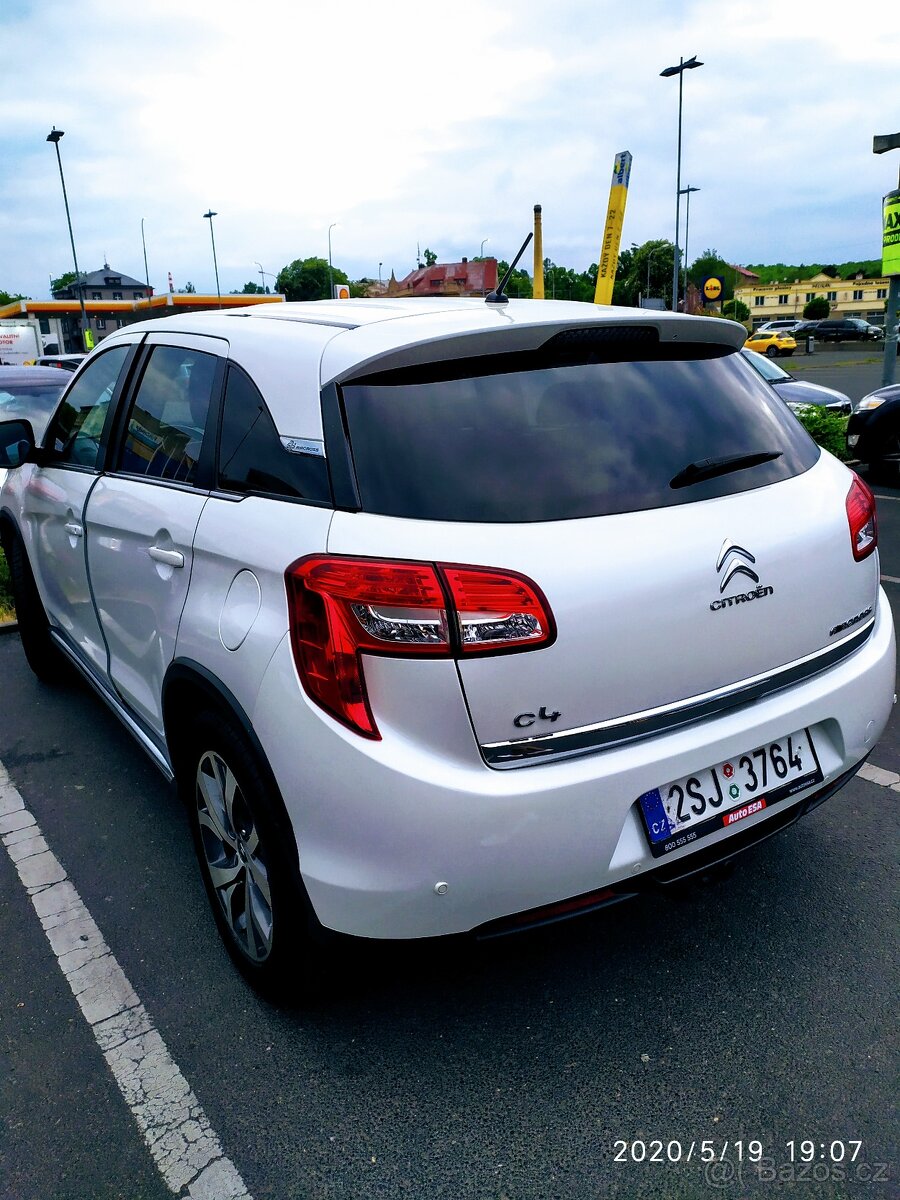 Prodám Citroen C4 aicros - 2