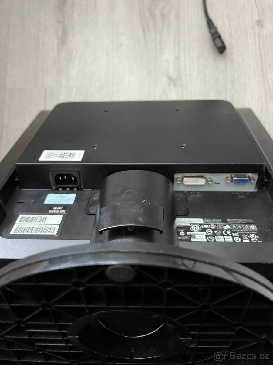 Philips 17″ LCD monitor – 17S1SB/00, plně funkčn - 2