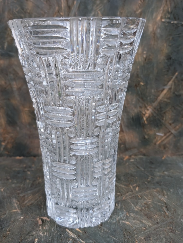 Retro větší broušená váza, geometrický vzor. Těžká. - 2