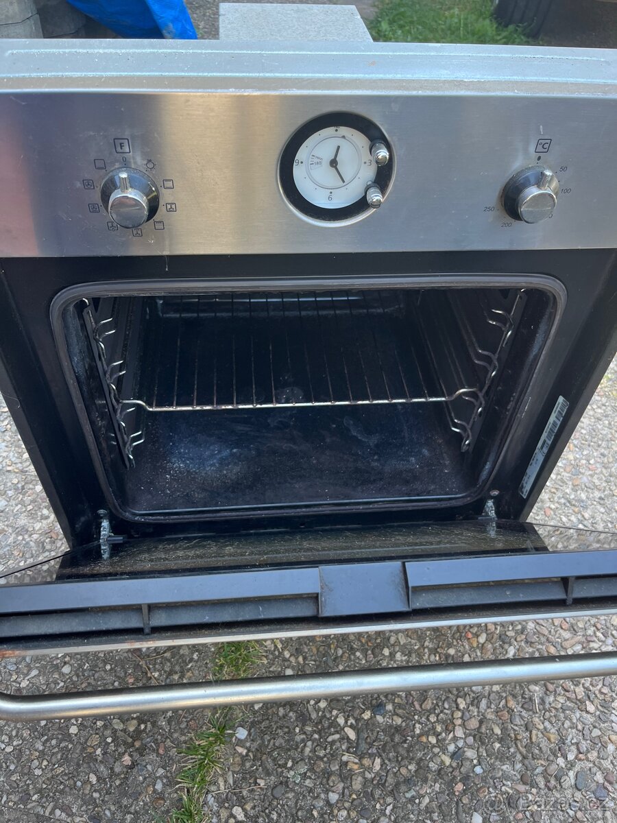 IKEA Elektrická vestavná trouba na náhradní díly - 2