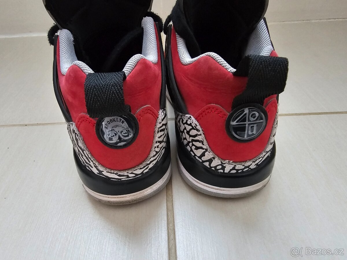 Prodám kožené boty Jordan Spizike vel. 36 - 2