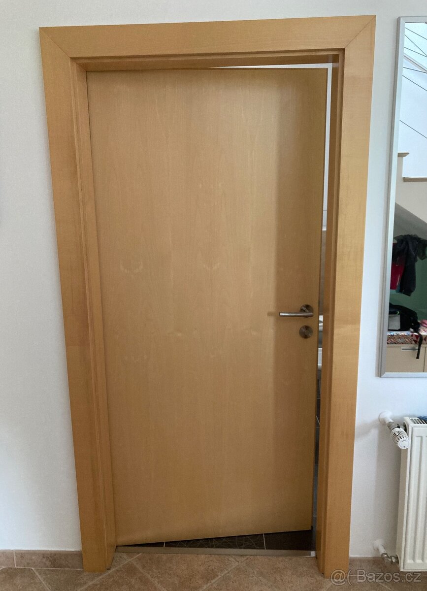 Dřevěné (dýhované) dveře interiér-cena k jednání - 2