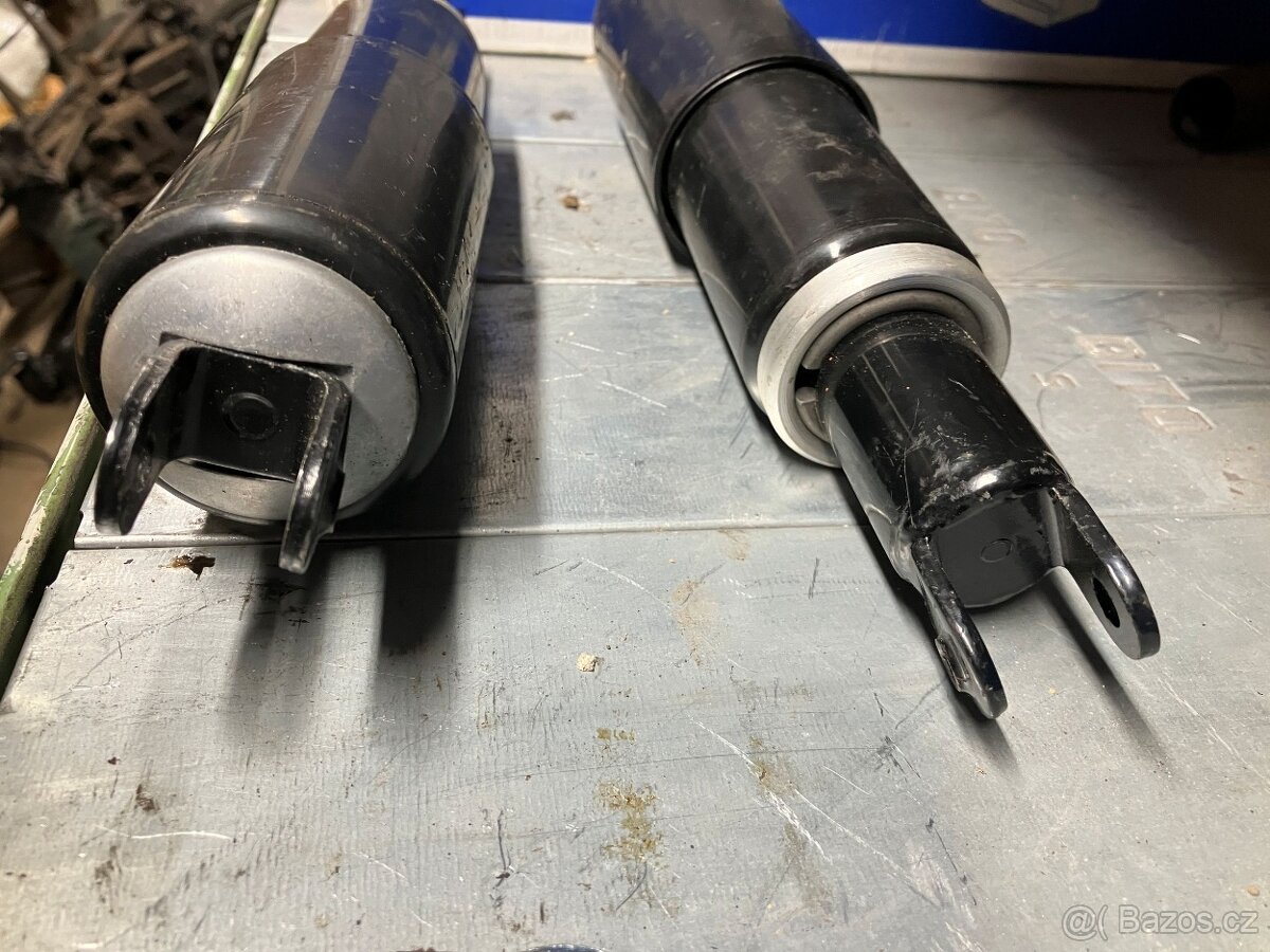 Zadní tlumiče Jawa 250 / 350 - 2