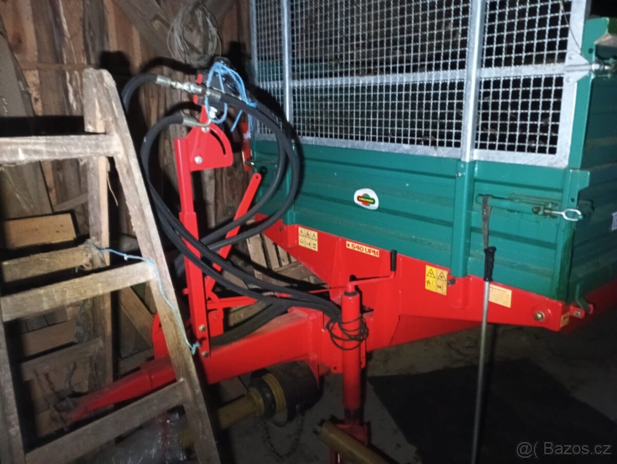 Rozmetadlo hnoje - 2