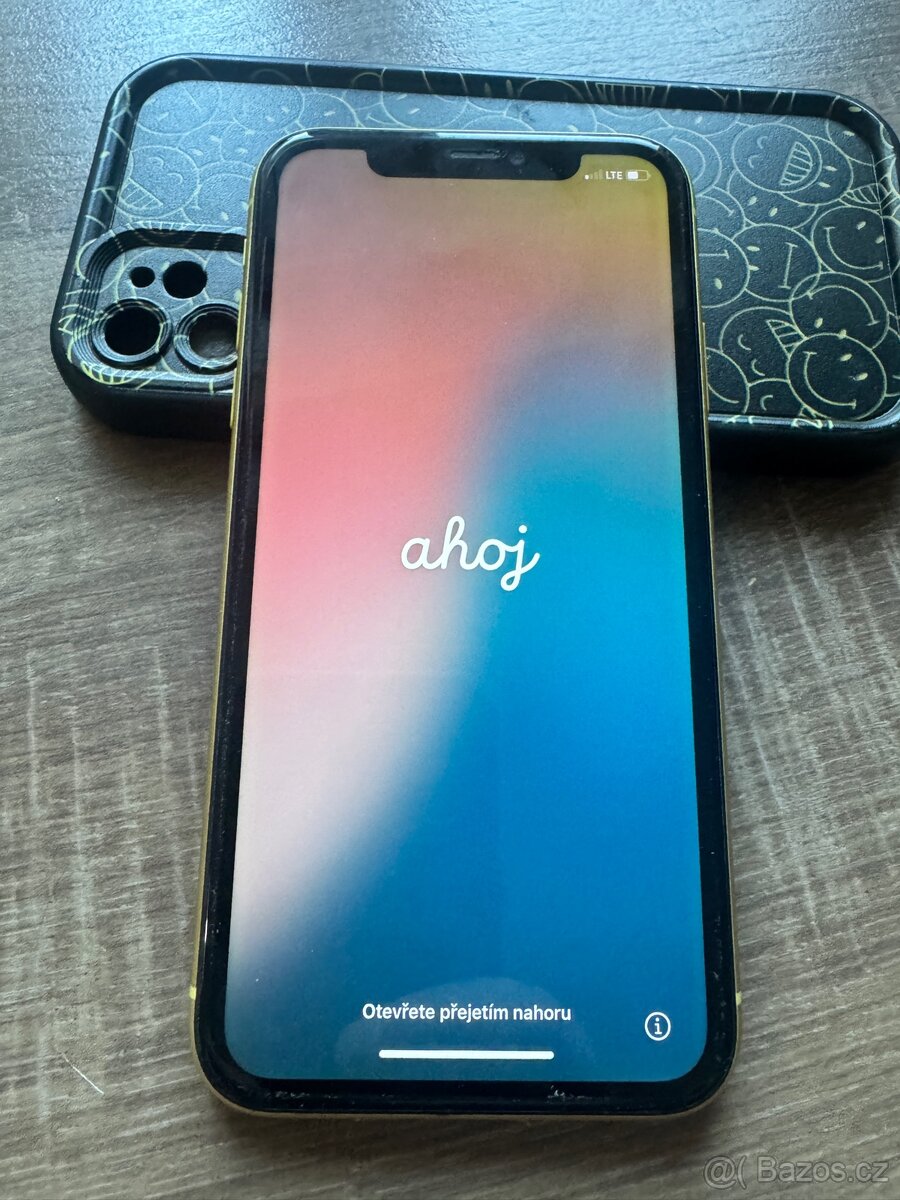 Iphone 11 64GB žluty - 2