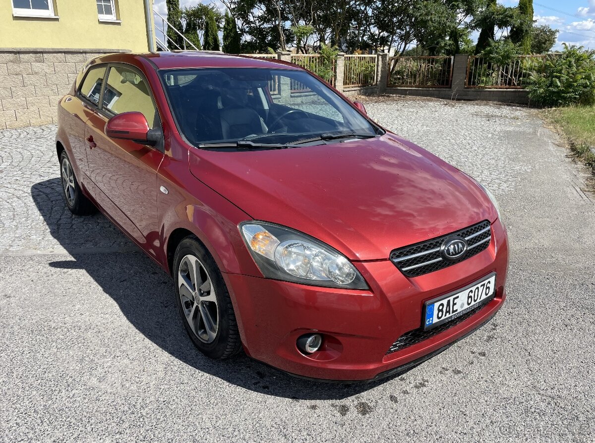 Kia Pro Ceed 2.0 CRDi 100kW - 2