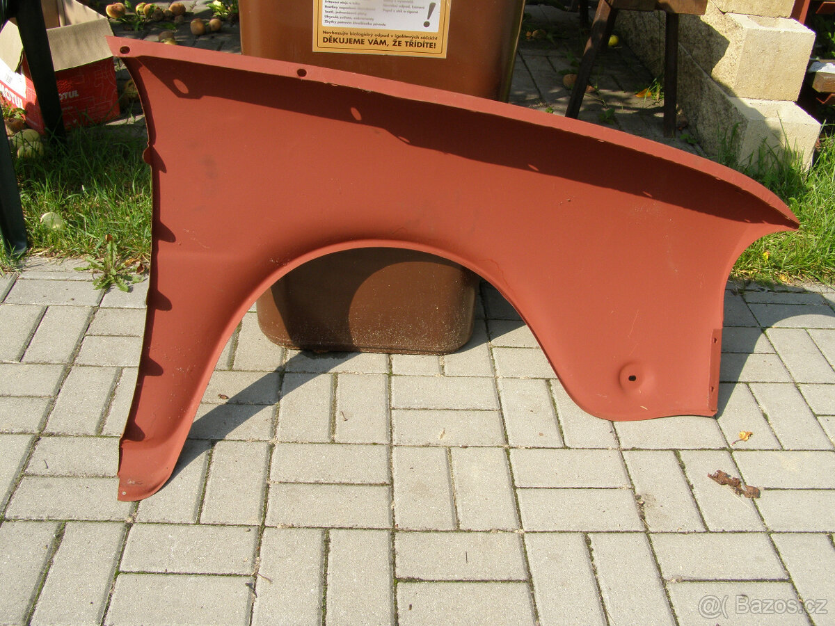 Přední blatníky Škoda 100 - 2