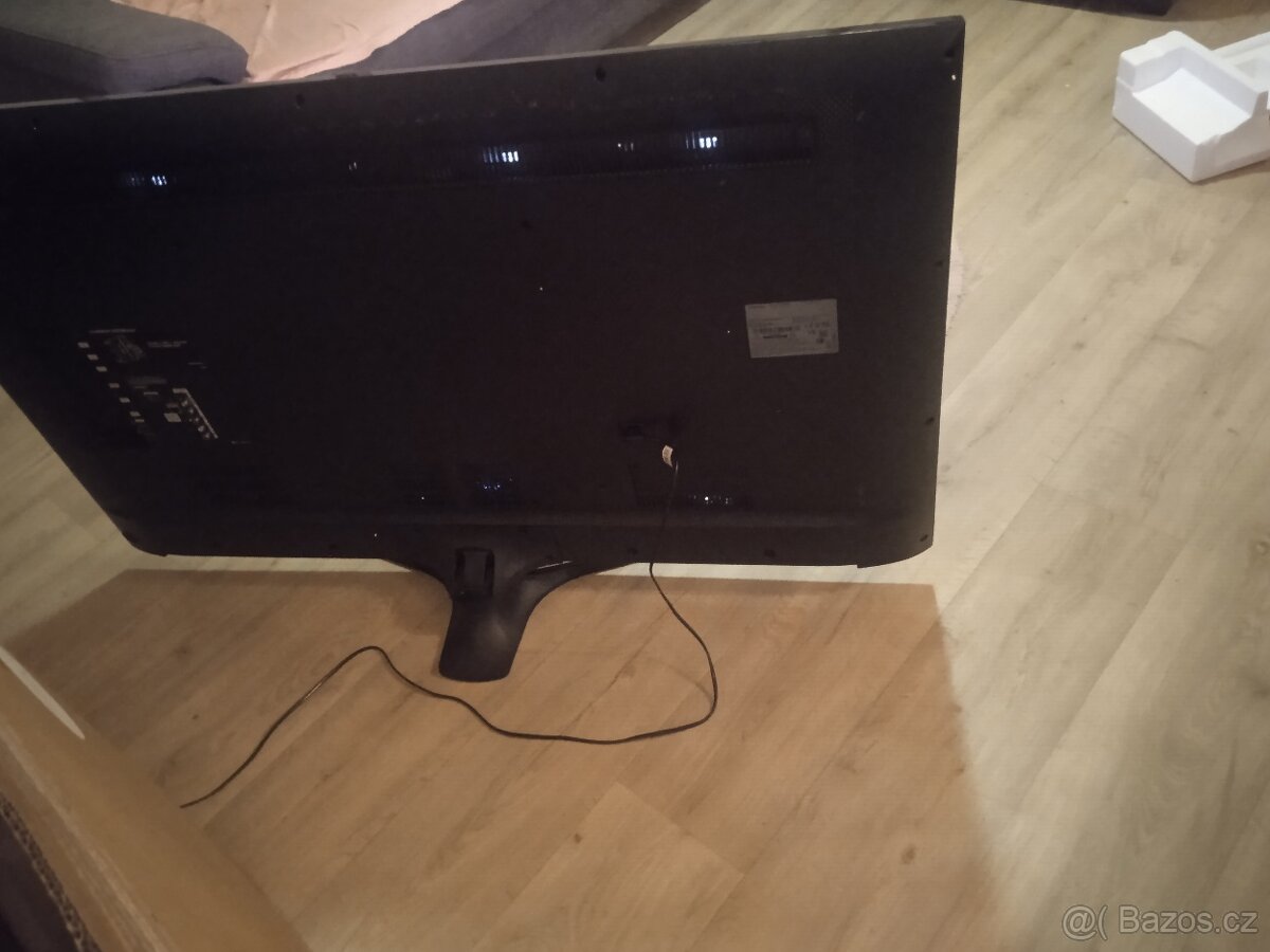 Prodám Samsung Smart TV 139cm - 2