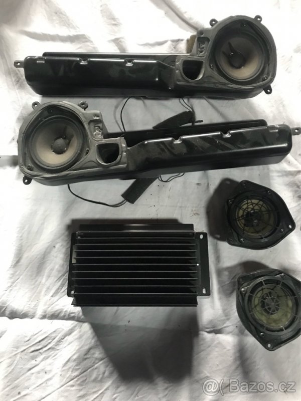 Audi A8 D2 , bose zesilovač, navi, CD changer - 2