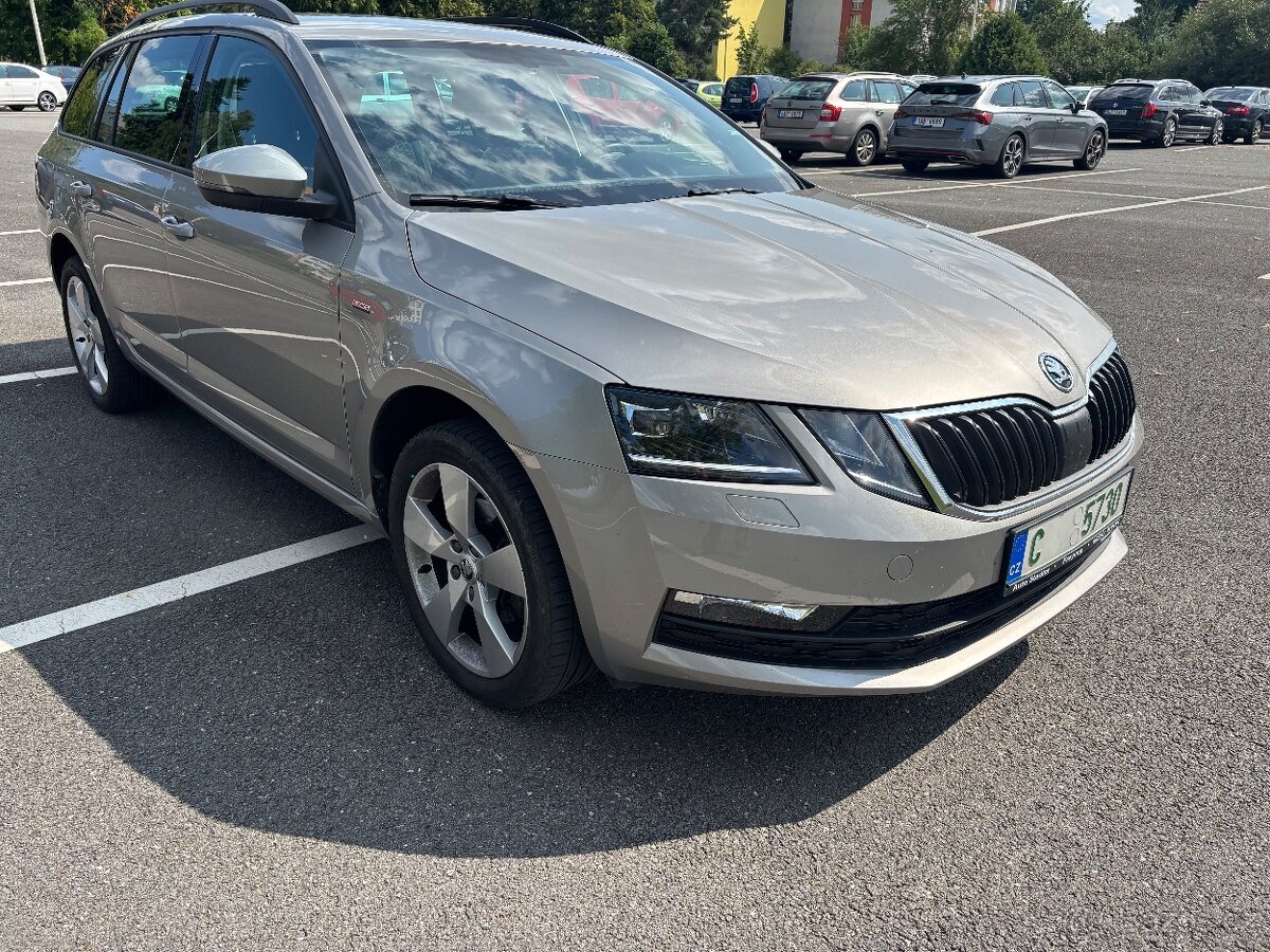 Škoda Octavia 3 rok 2018 DSG 67t km sleva - 2