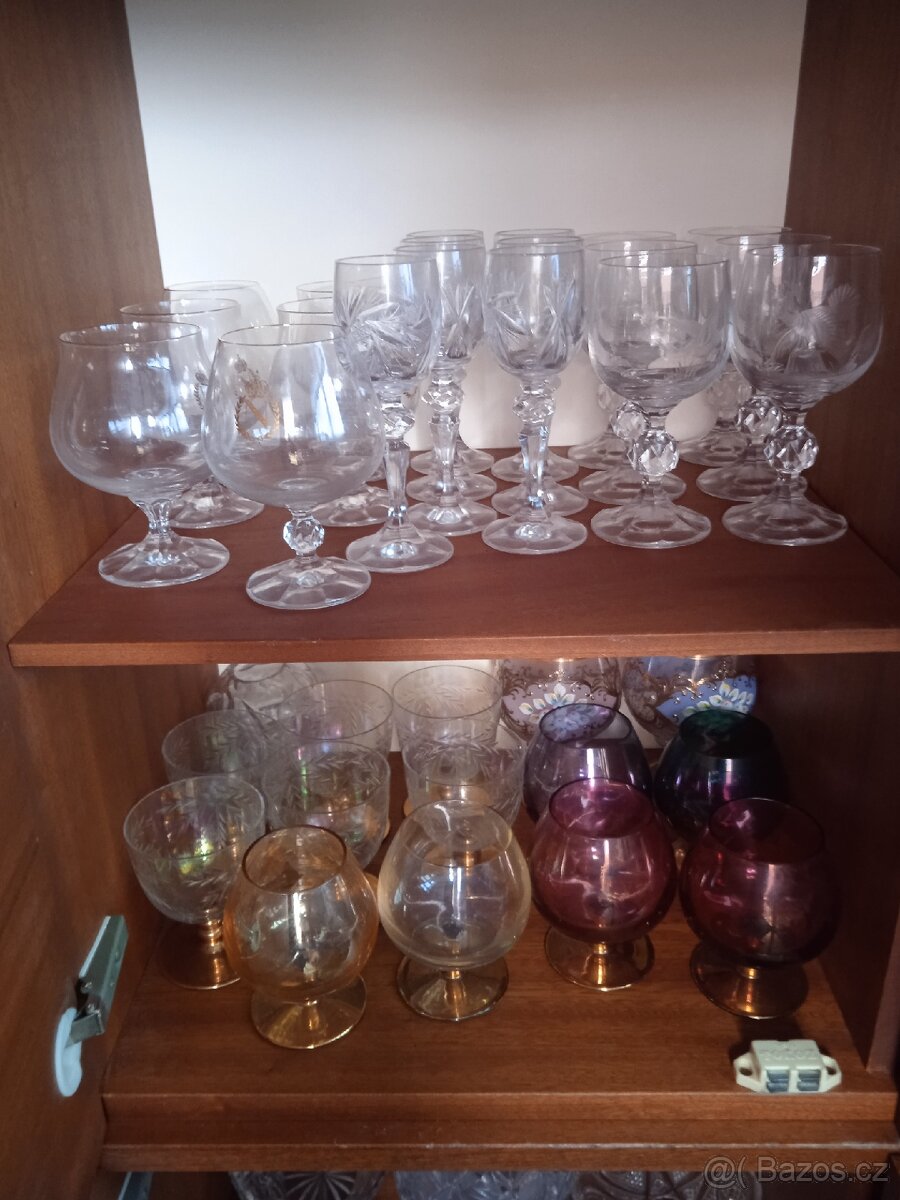 Sklo, porcelán - pozůstalost po mamince - 2