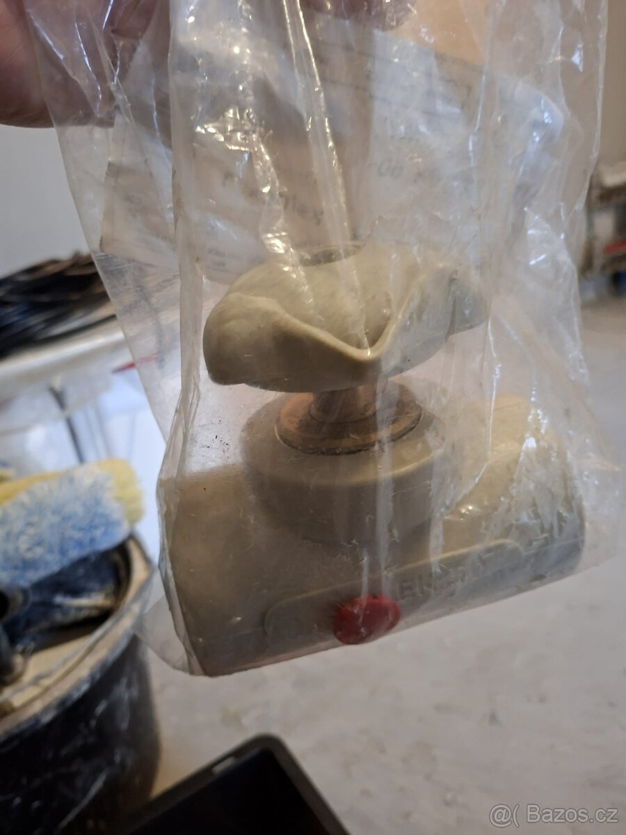 Ventil přímý plastový 50 - 2