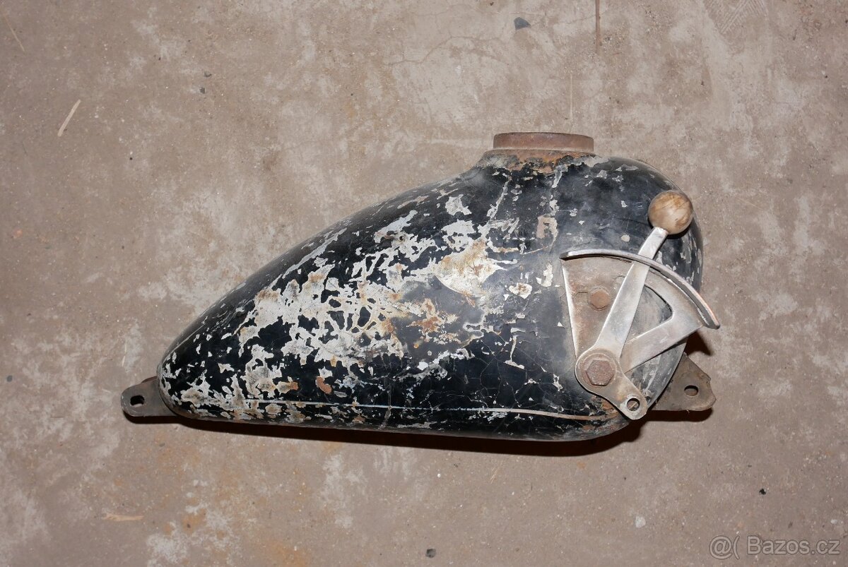 motocyklové nádrže - 2