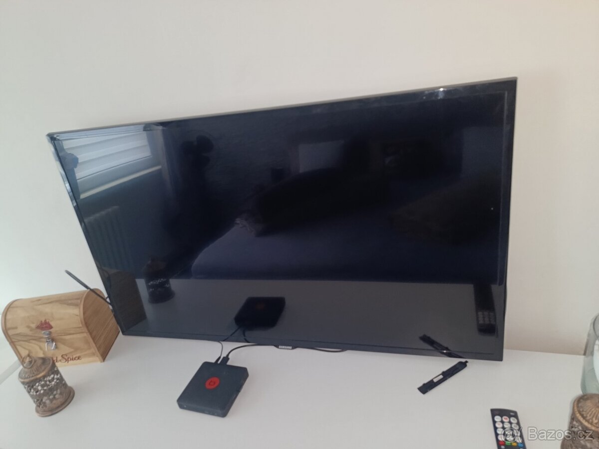 Televize Samsung full HD 107cm - 2