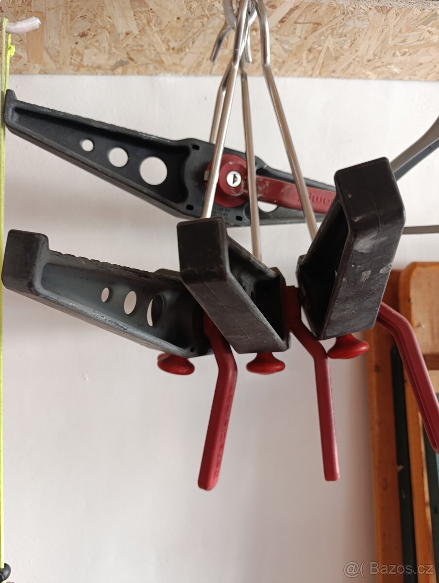 Držáky na žebřík - 2