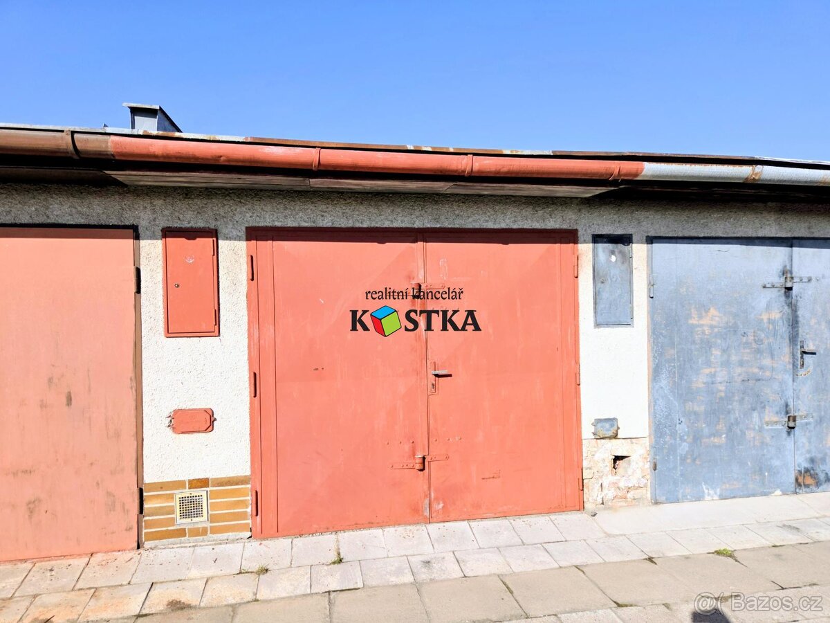 dvojgaráž Chropyně - 2