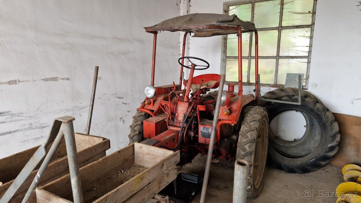 Nosič zemědělského nářadí RS 09 - 2