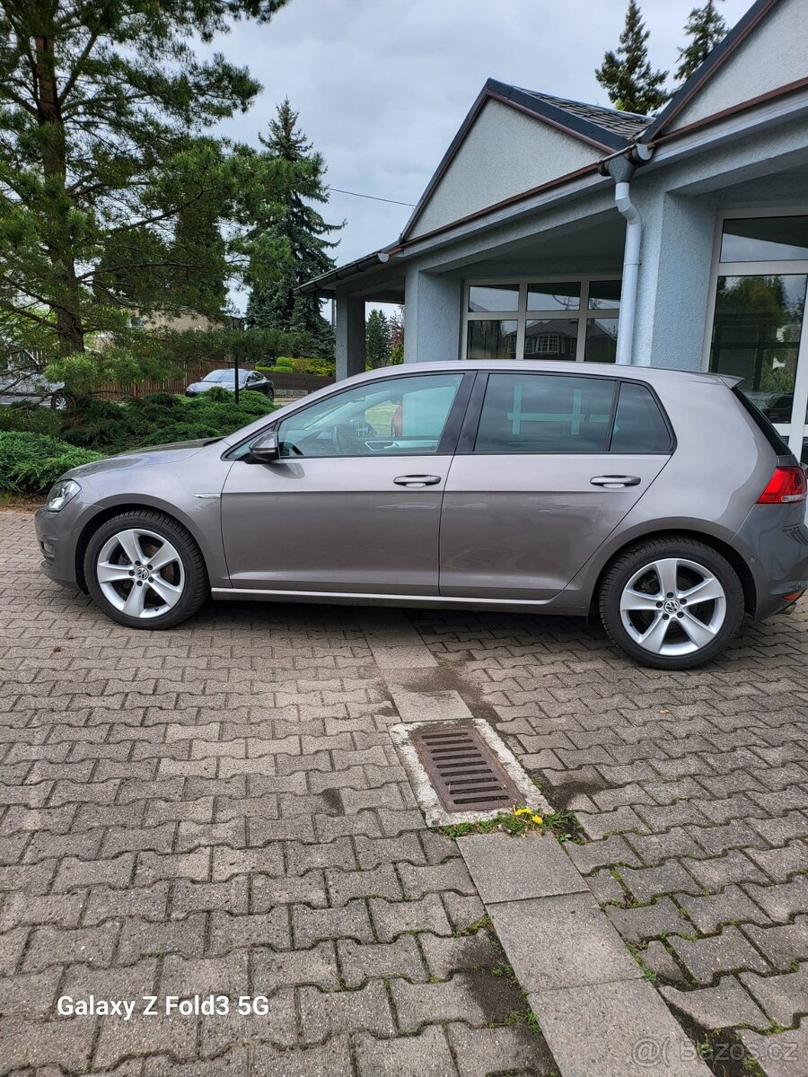 Volkswagen Golf 7 1.2TSI CUP - 2