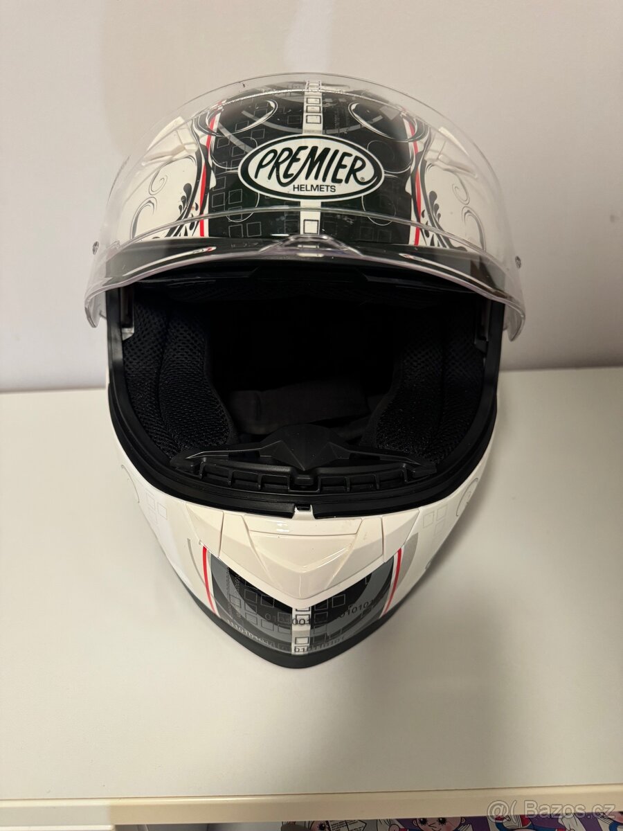 Premier helma - 2