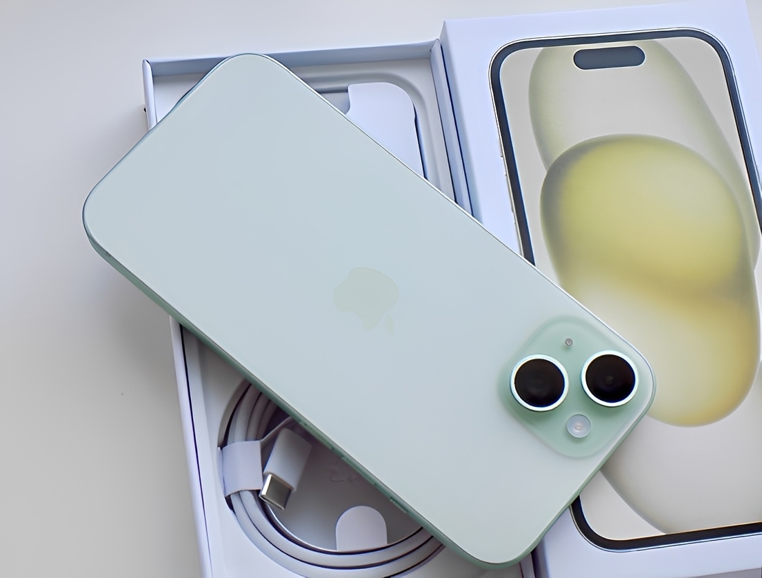 iPhone 15 Green BATERIE 100% TOP - 2