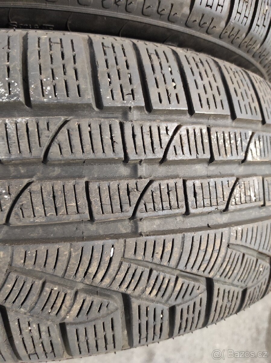 ZIMNÍ PNEU PIRELLI 225/45R18 - 2