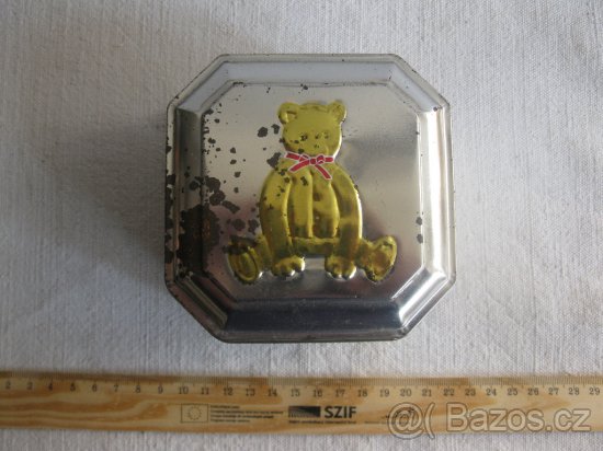 Plechovky opravdu z půdy 9 ks - 2