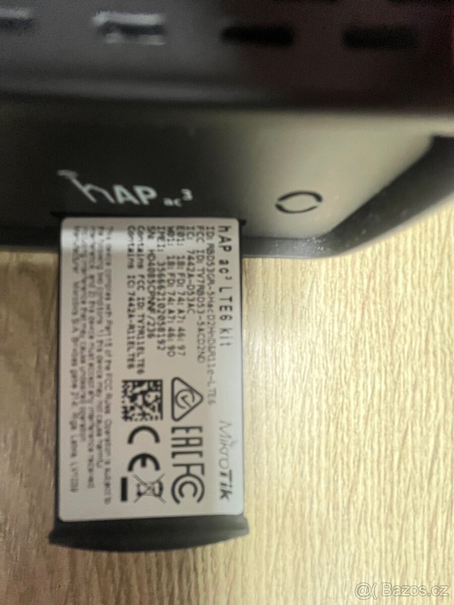 MikroTik hAP ac³ LTE6 kit - 2