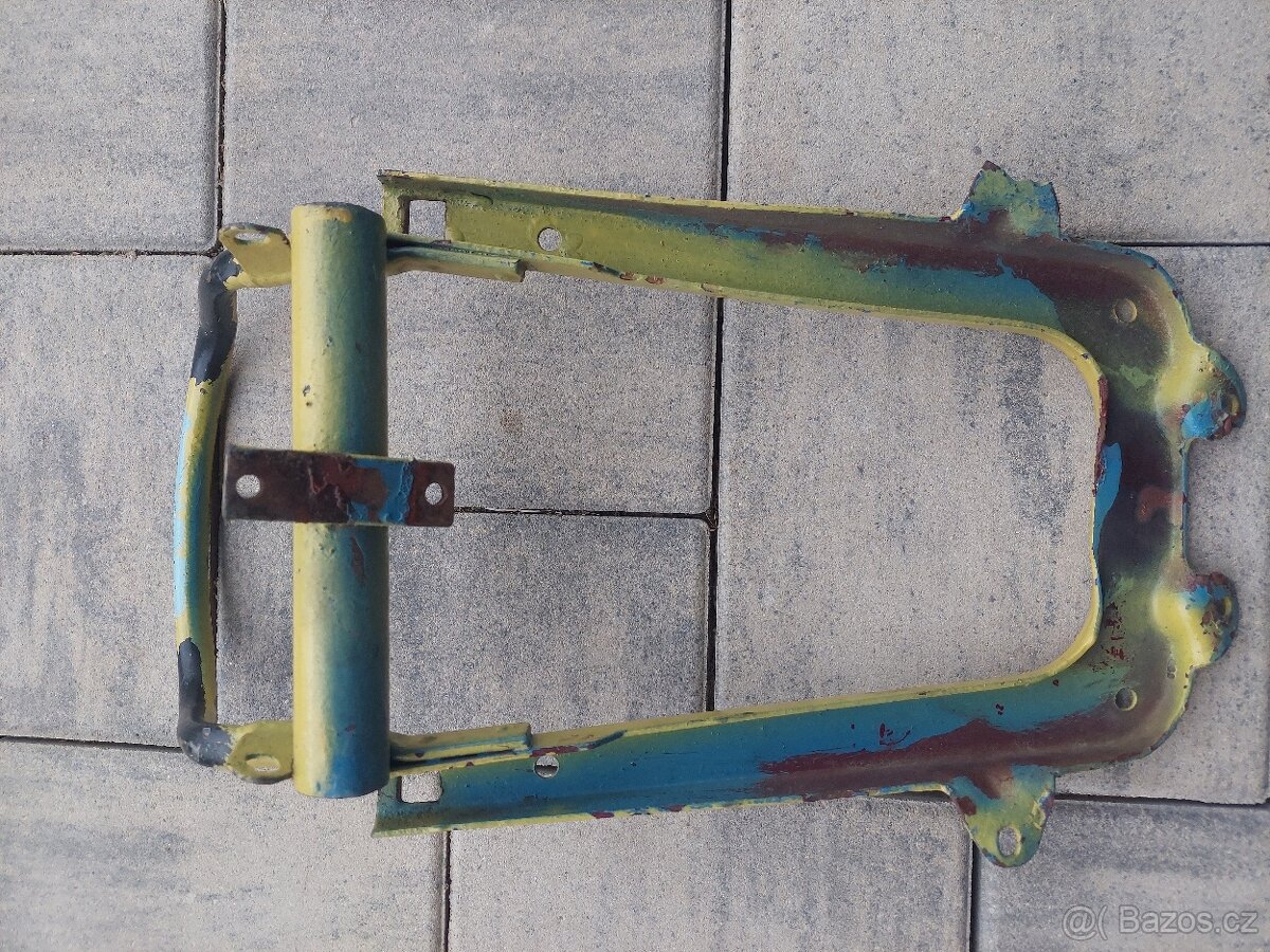 Jawa 250/350 podsedlový nosník s madlem - 2